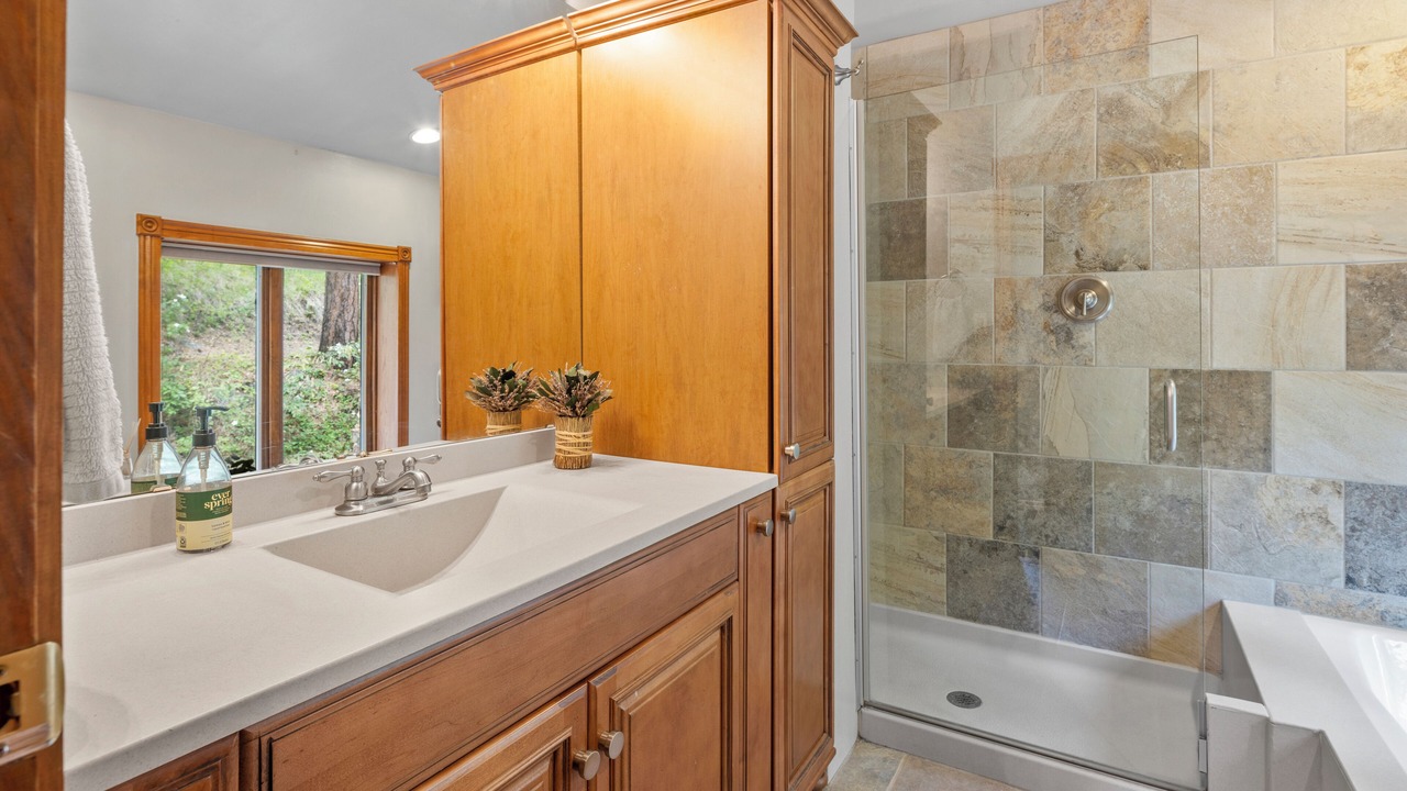 Photo of Bathroom in Indian Hills