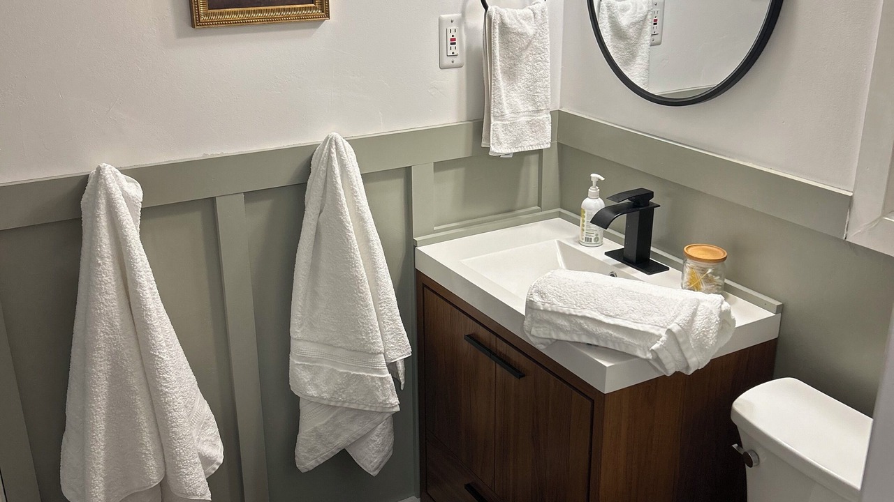 Photo of Bathroom in Jewell Heights - Hoffman Heights