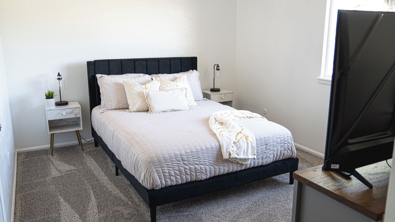 Photo of Bedroom in Aurora