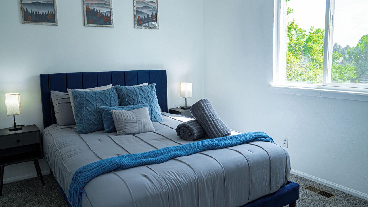 Photo of Bedroom in Aurora