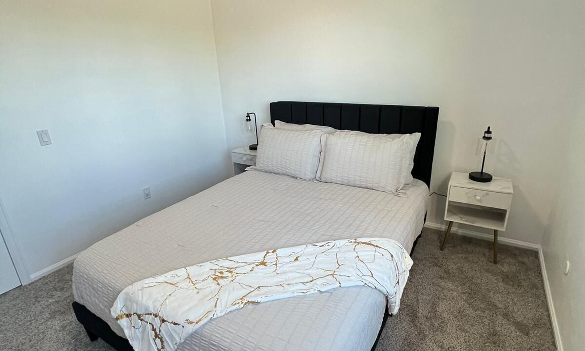 Photo of Bedroom in Aurora
