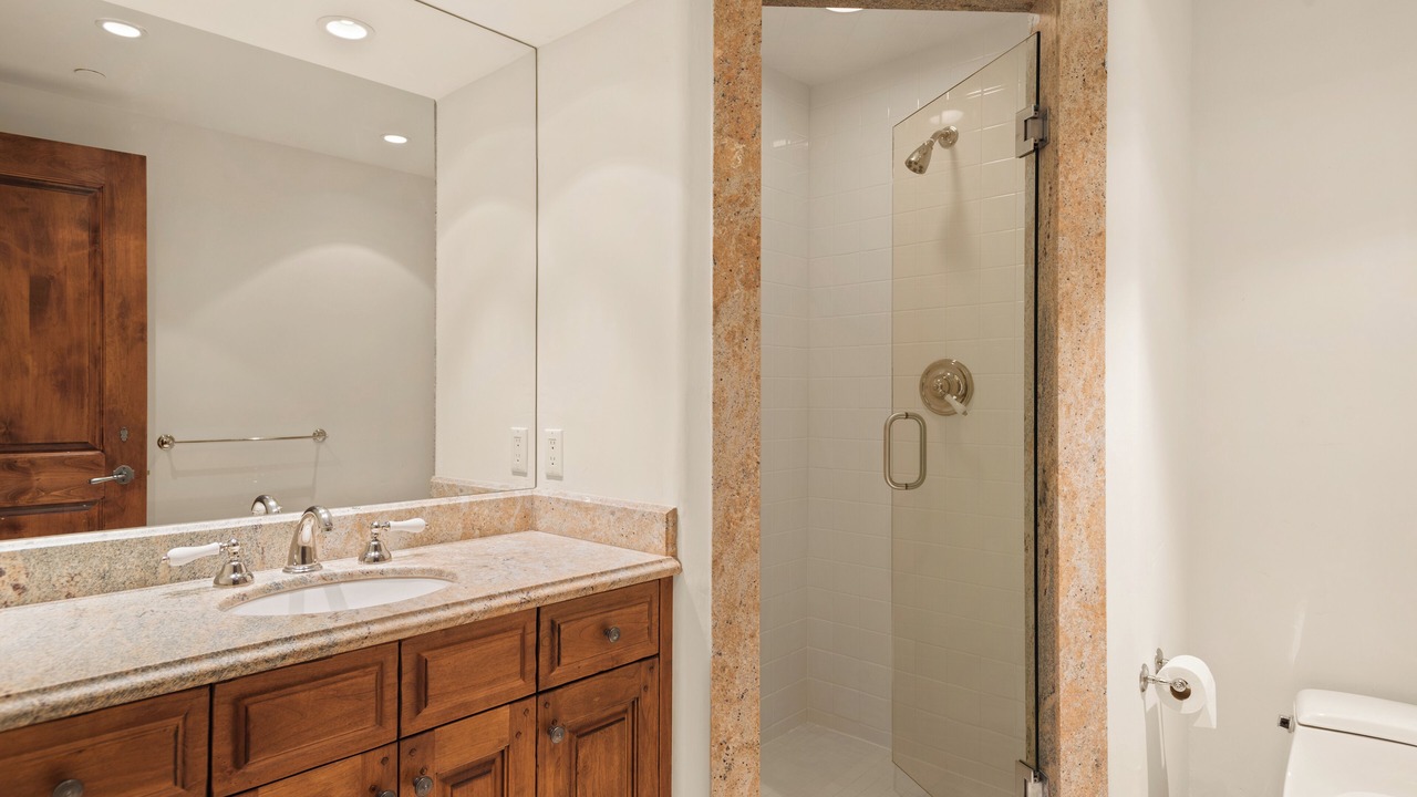Photo of Bathroom in Aspen