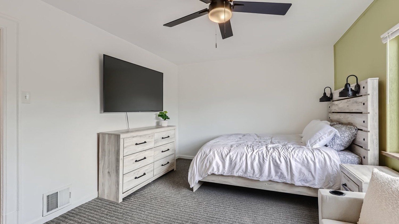 Photo of Bedroom in Washington Park West