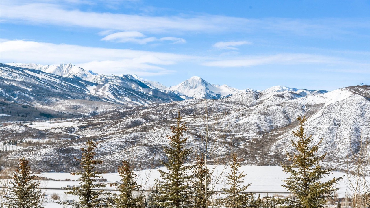 Photo of Others in Aspen