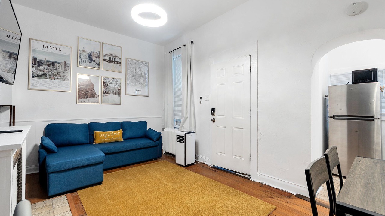Photo of Livingroom in City Park West