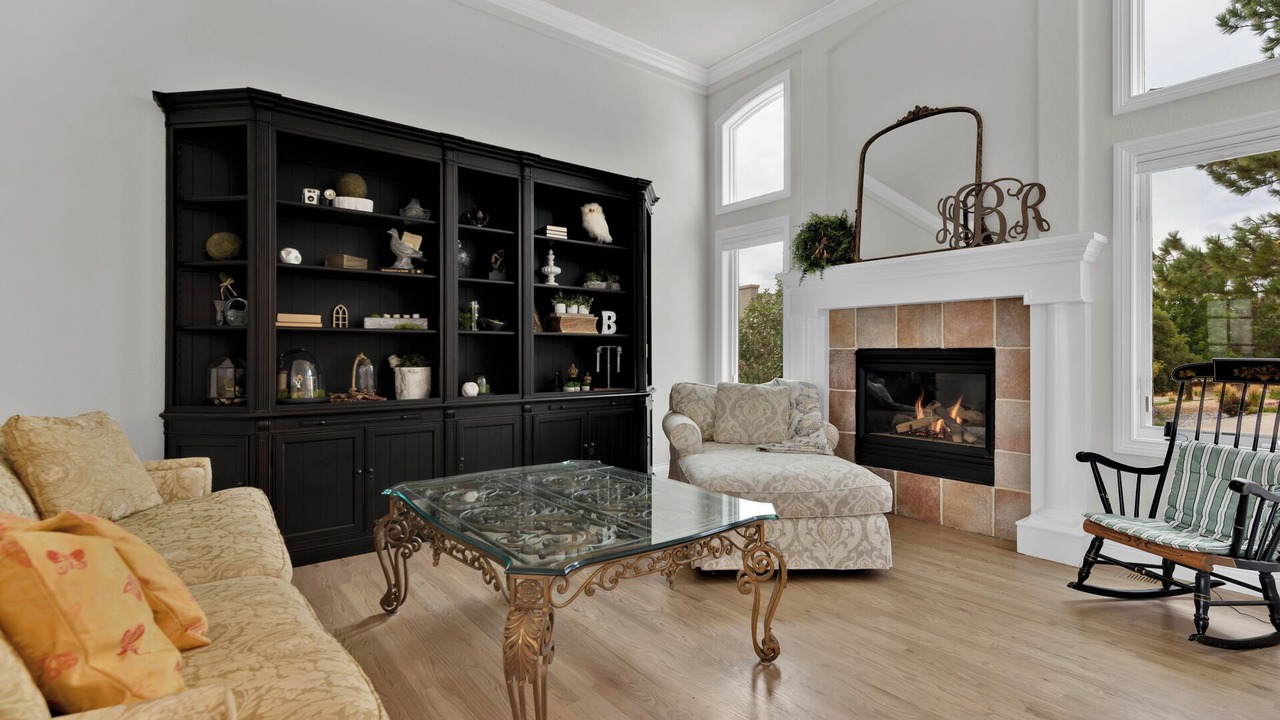 Photo of Livingroom in Mountain Shadows