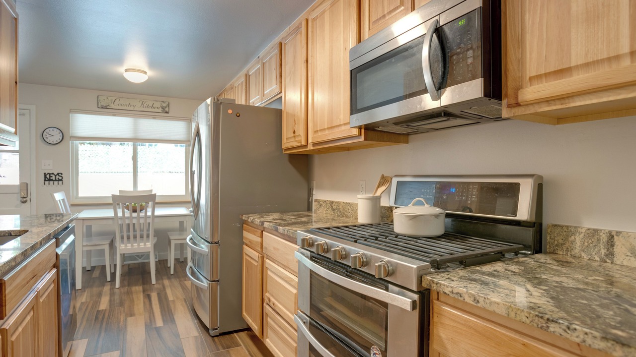 Photo of Kitchen in Barths