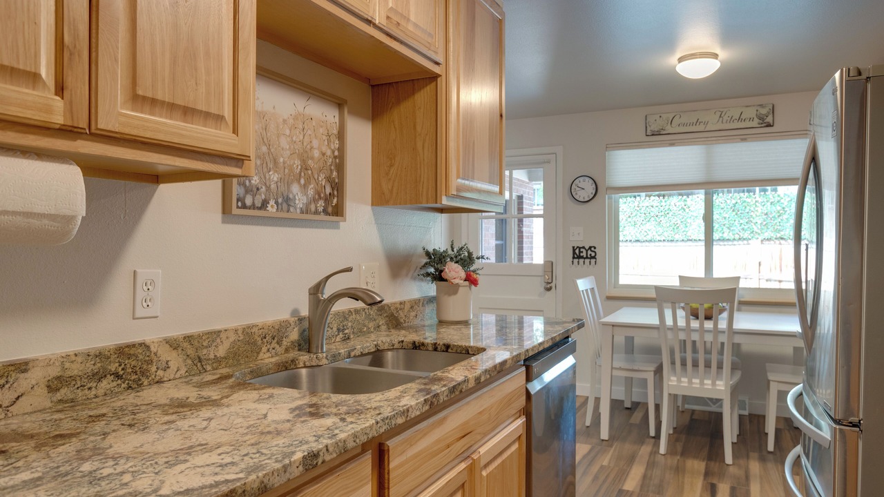 Photo of Kitchen in Barths