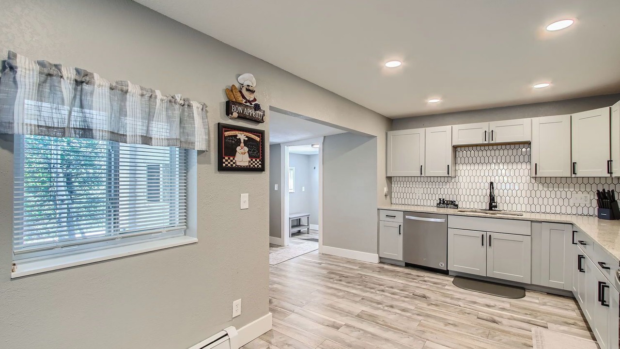 Photo of Bedroom in Black Hawk