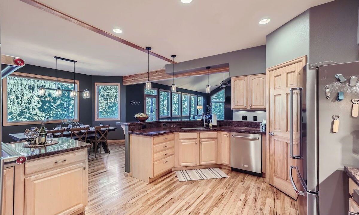 Photo of Kitchen in Shadow Mountain