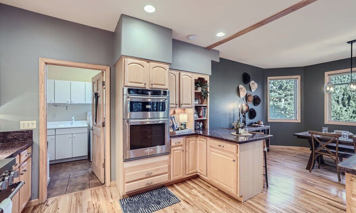 Photo of Kitchen in Shadow Mountain