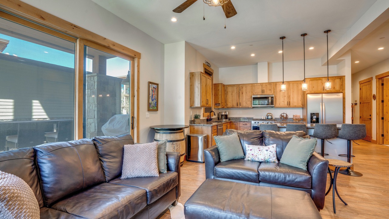 Photo of Livingroom in Fraser