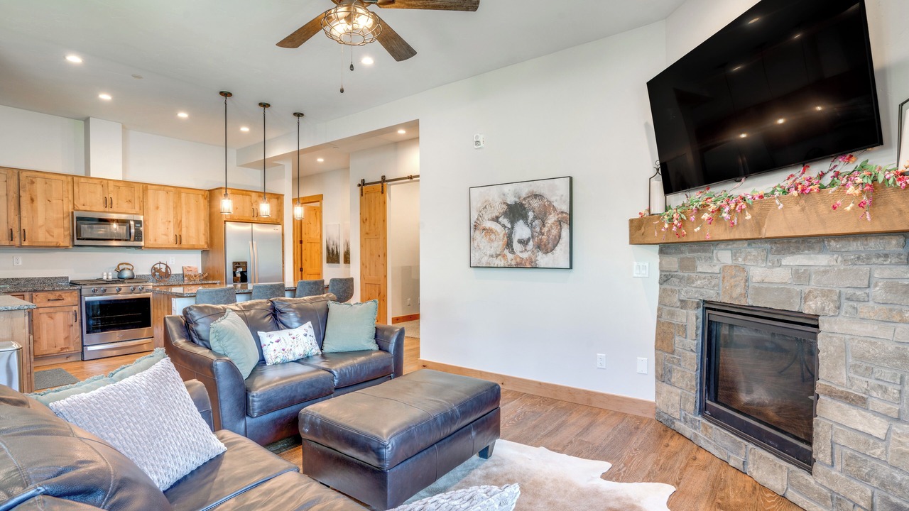 Photo of Livingroom in Fraser