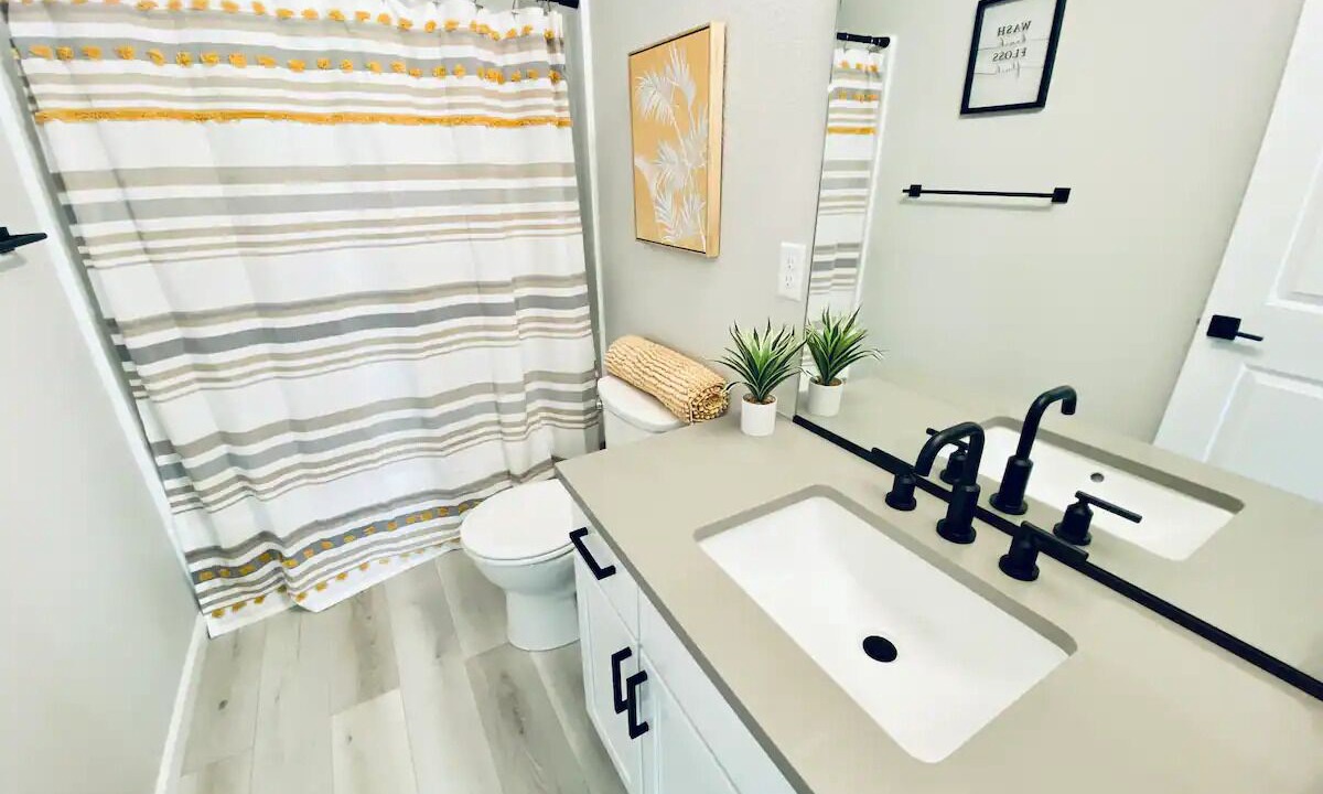 Photo of Bathroom in Milliken