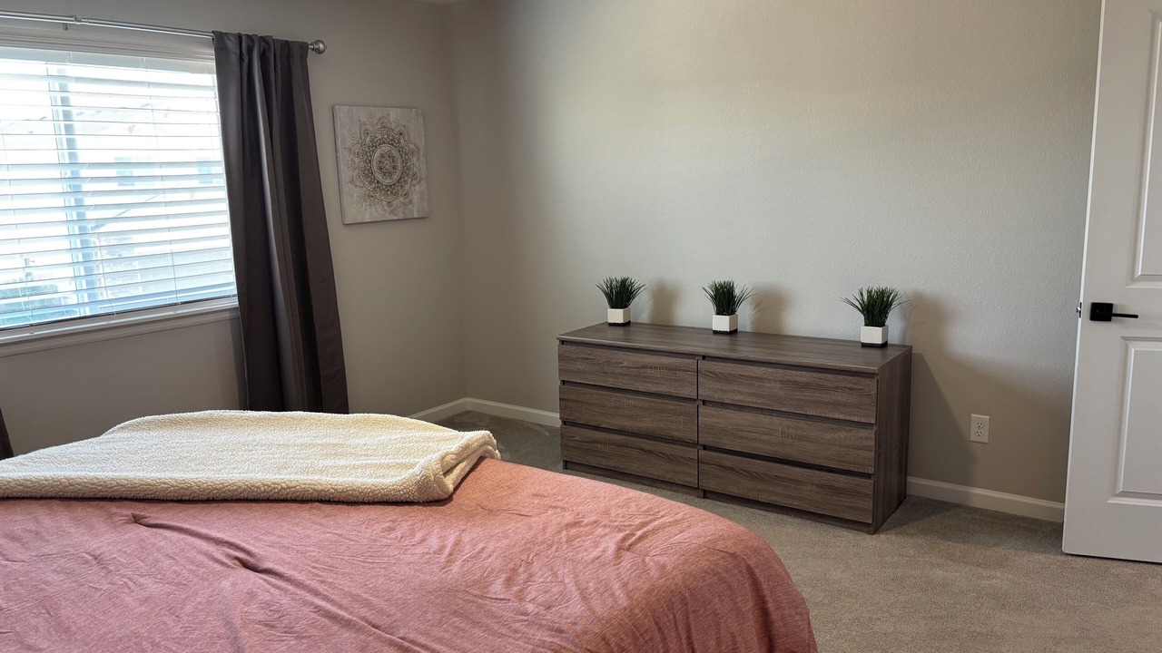 Photo of Bedroom in Milliken
