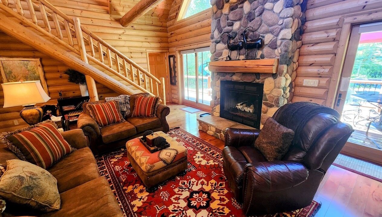 Photo of Livingroom in Almont