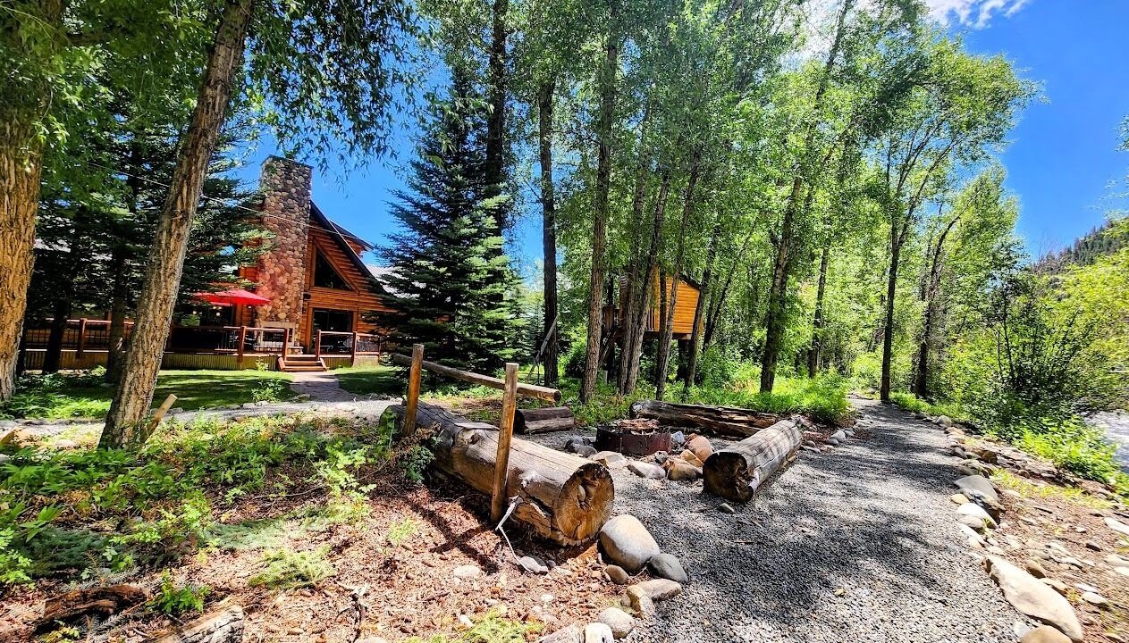 Photo of Outdoor in Almont