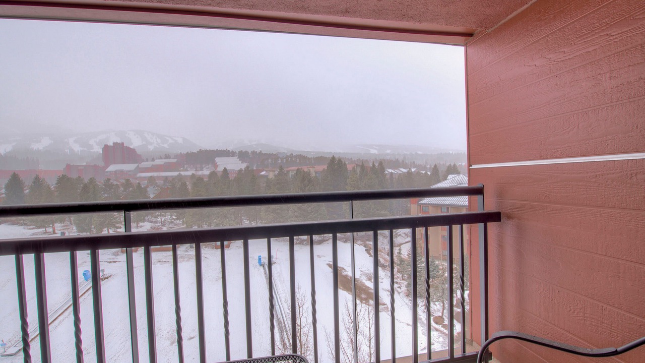 Photo of Patio Balcony in Peak 9