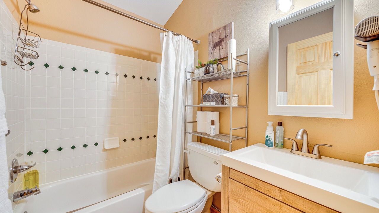 Photo of Bathroom in Lake George