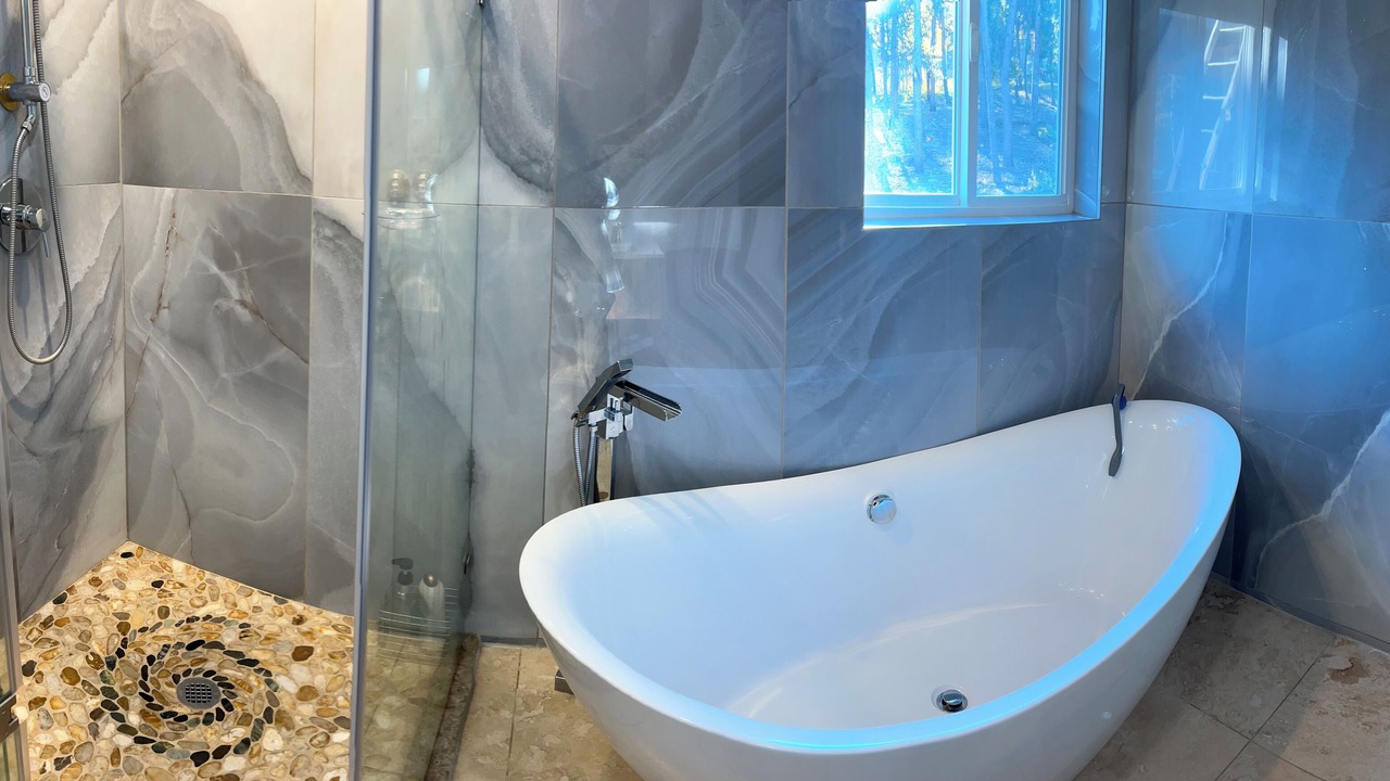 Photo of Bathroom in Black Hawk