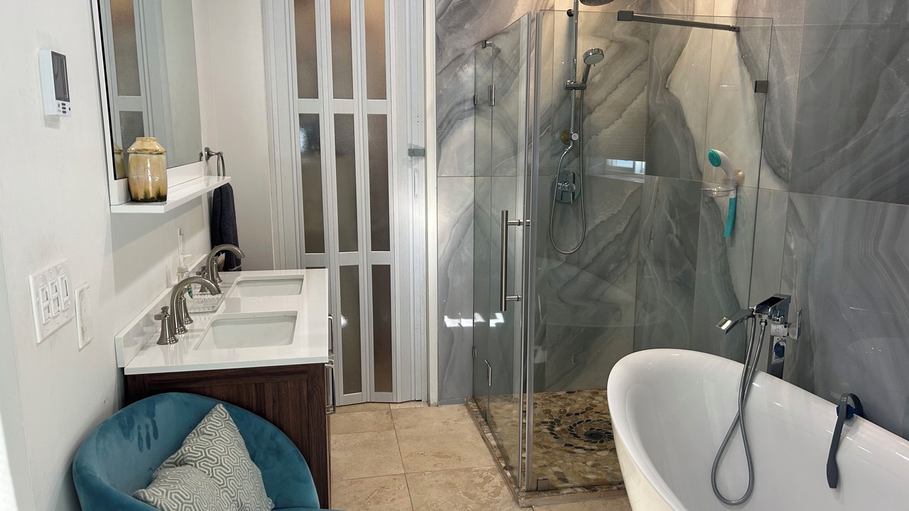 Photo of Bathroom in Black Hawk