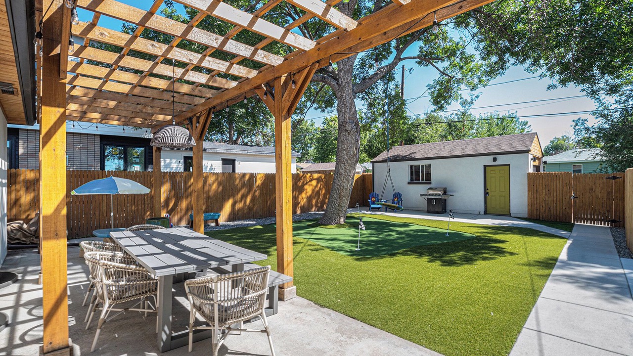 Photo of Outdoor in Cory