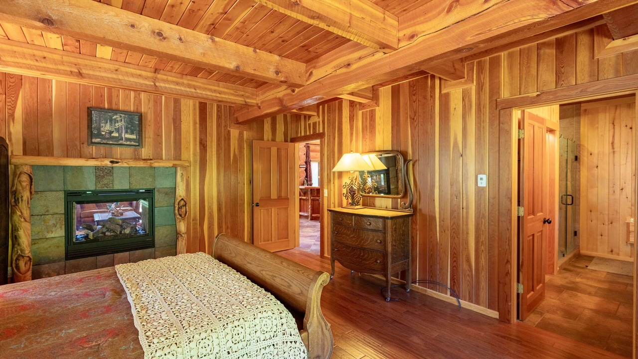 Photo of Bedroom in Bayfield