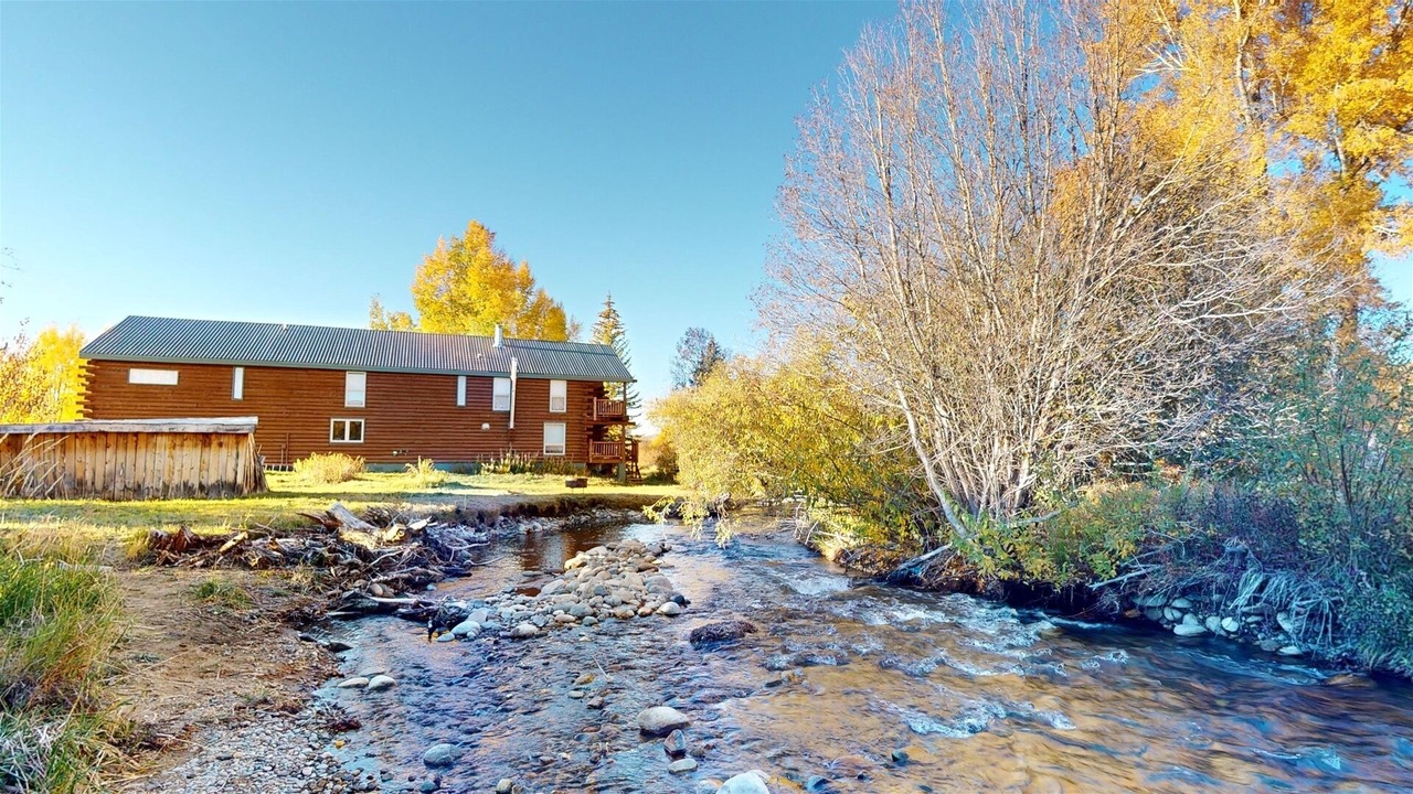 Photo of Outdoor in Whitepine