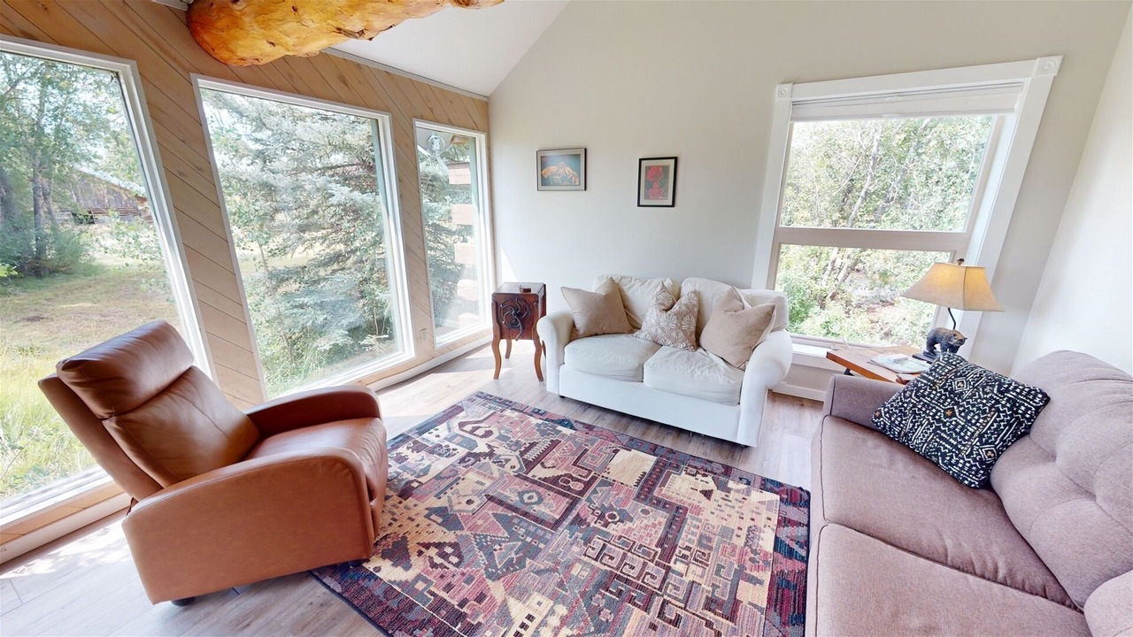 Photo of Livingroom in Whitepine