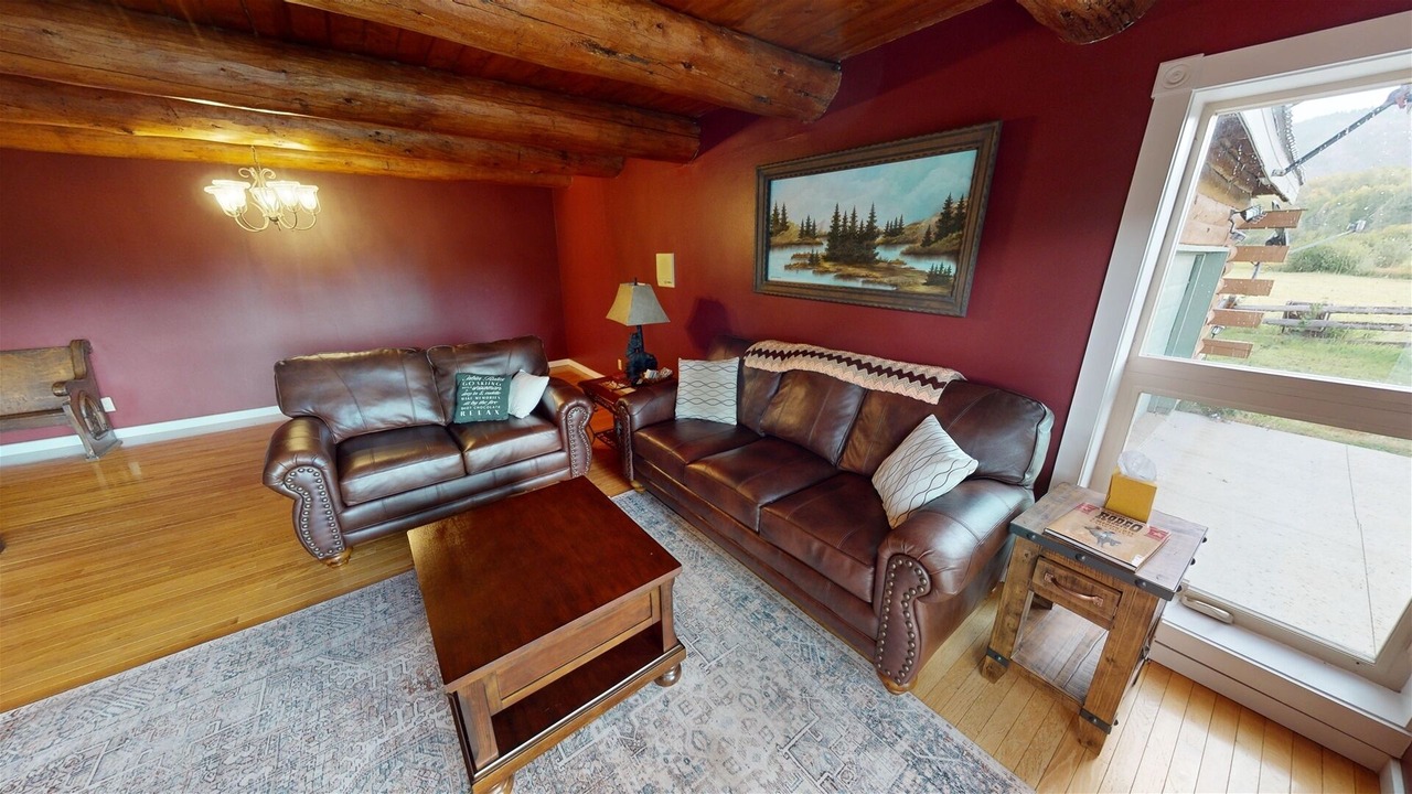 Photo of Livingroom in Whitepine