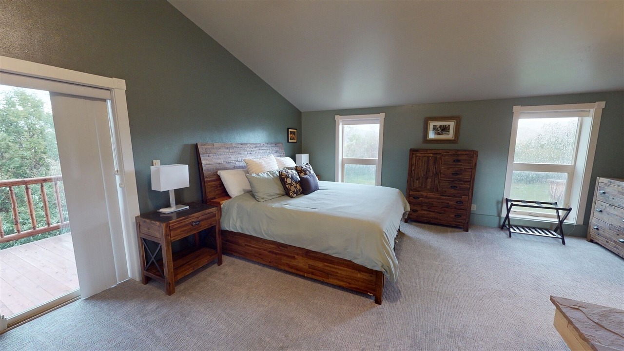 Photo of Bedroom in Whitepine