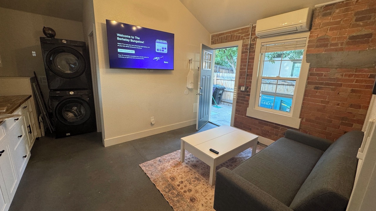 Photo of Livingroom in Berkeley