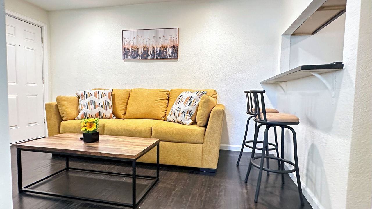 Photo of Livingroom in Lakewood