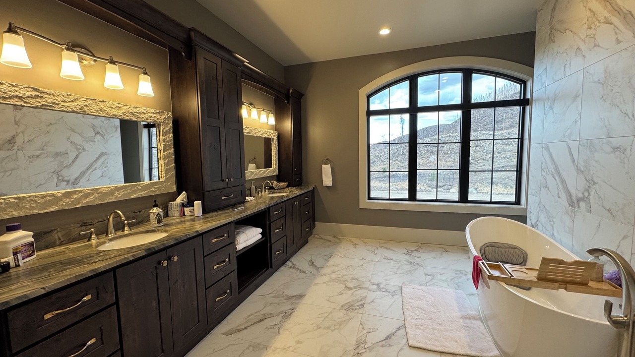 Photo of Bathroom in Grand Lake
