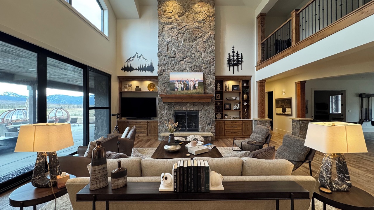 Photo of Livingroom in Grand Lake