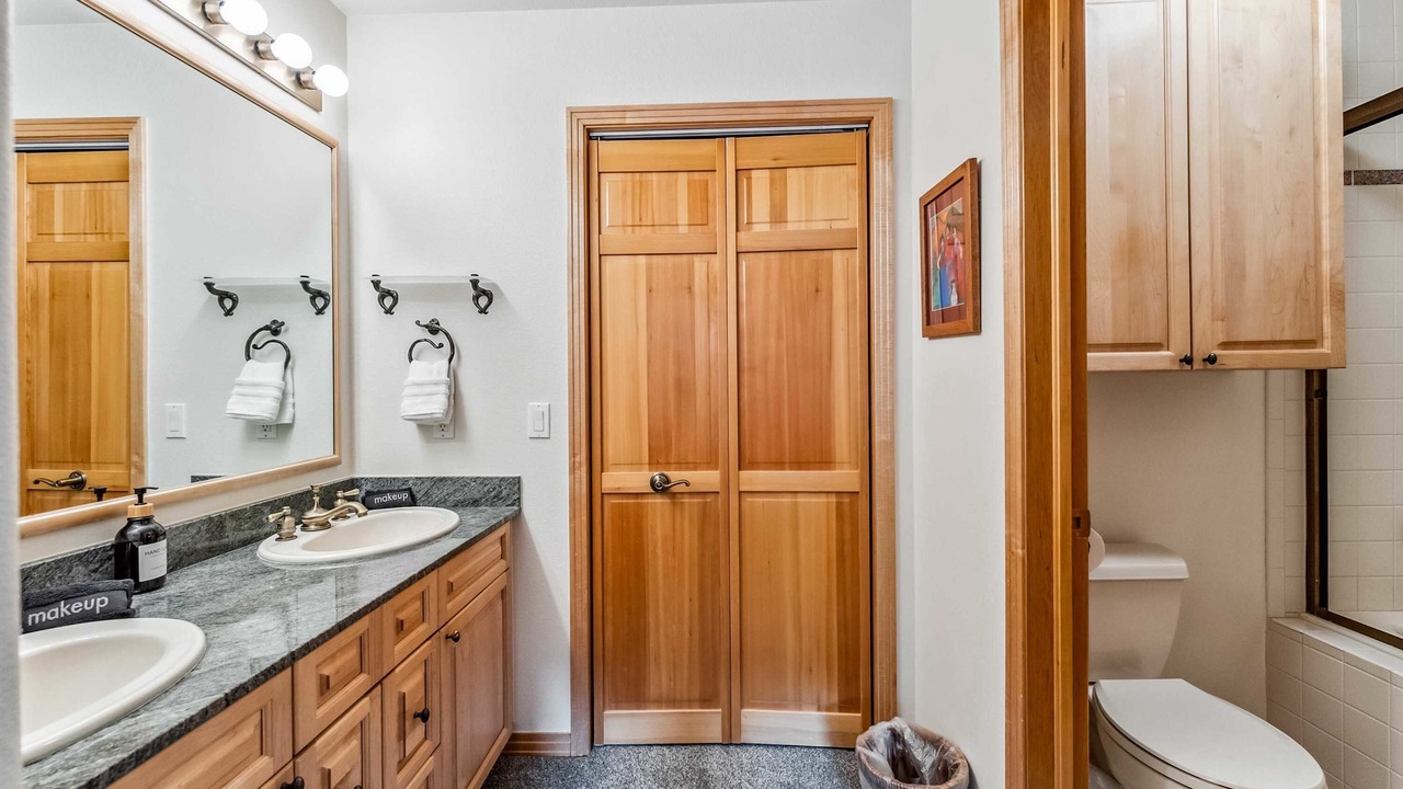 Photo of Bathroom in Warrior's Mark