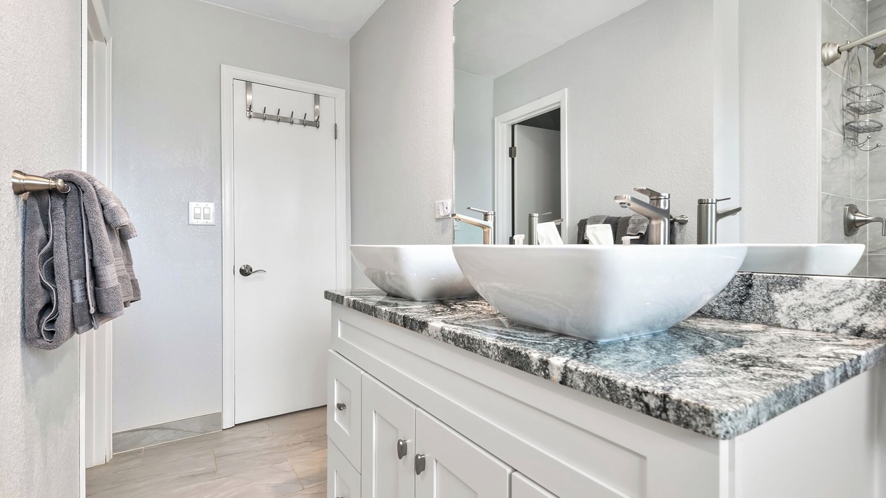 Photo of Bathroom in Cheyenne Meadows
