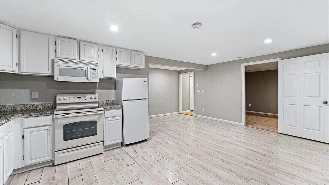 Photo of Kitchen in Aurora Highlands