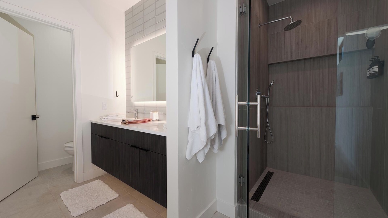 Photo of Bathroom in Columbine Lake