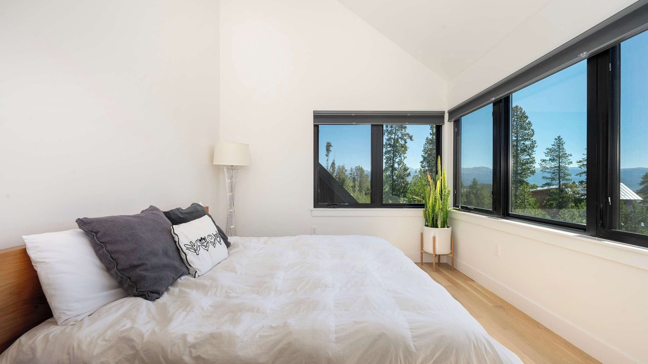 Photo of Bedroom in Winter Park Highlands