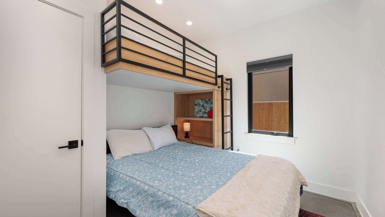 Photo of Bedroom in Winter Park Highlands