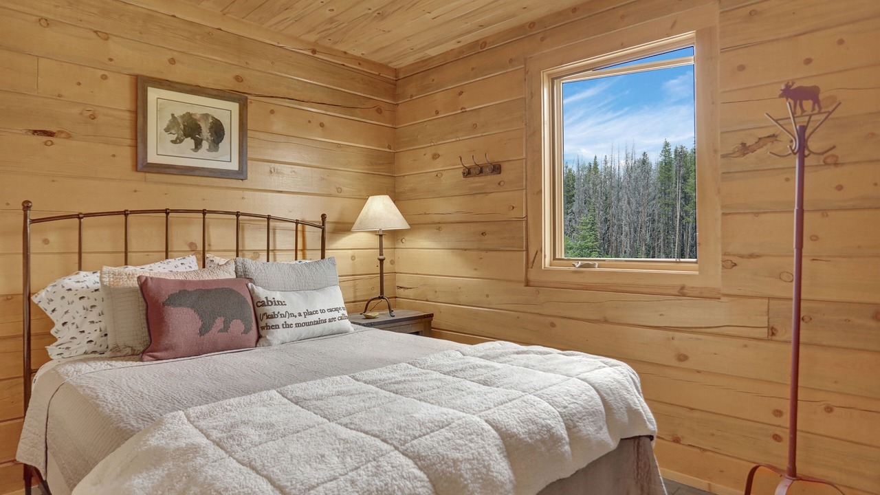 Photo of Bedroom in Eagle County