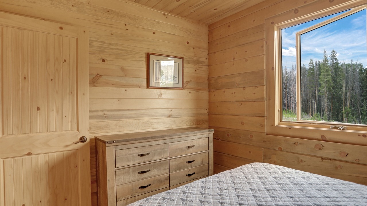 Photo of Bedroom in Eagle County