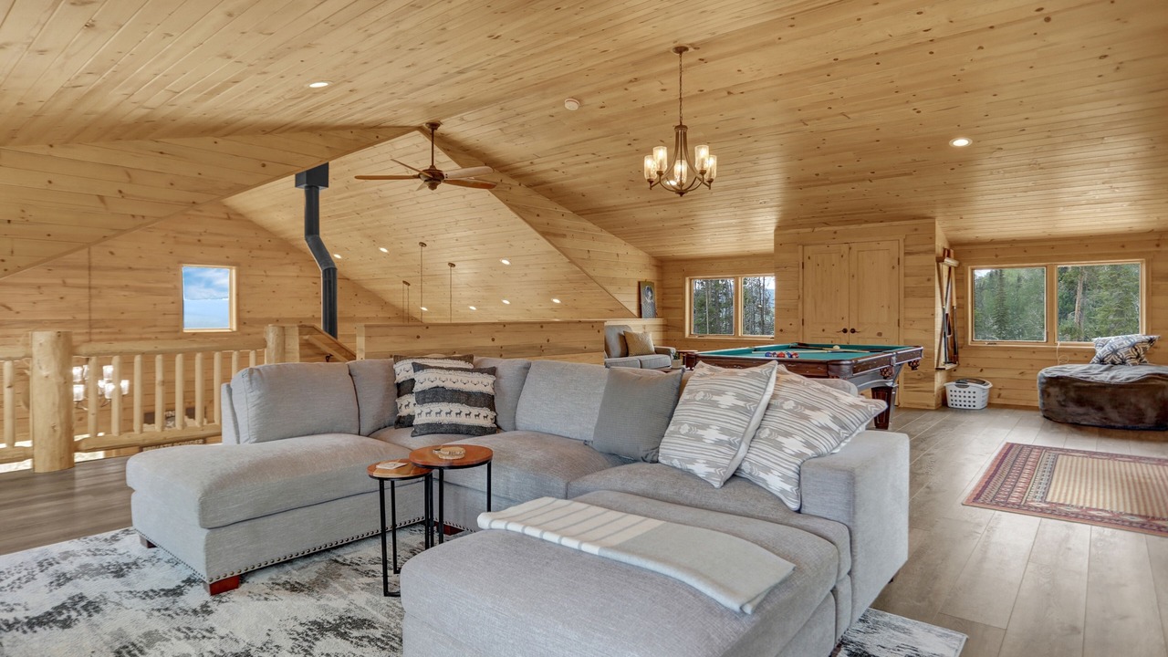 Photo of Livingroom in Eagle County