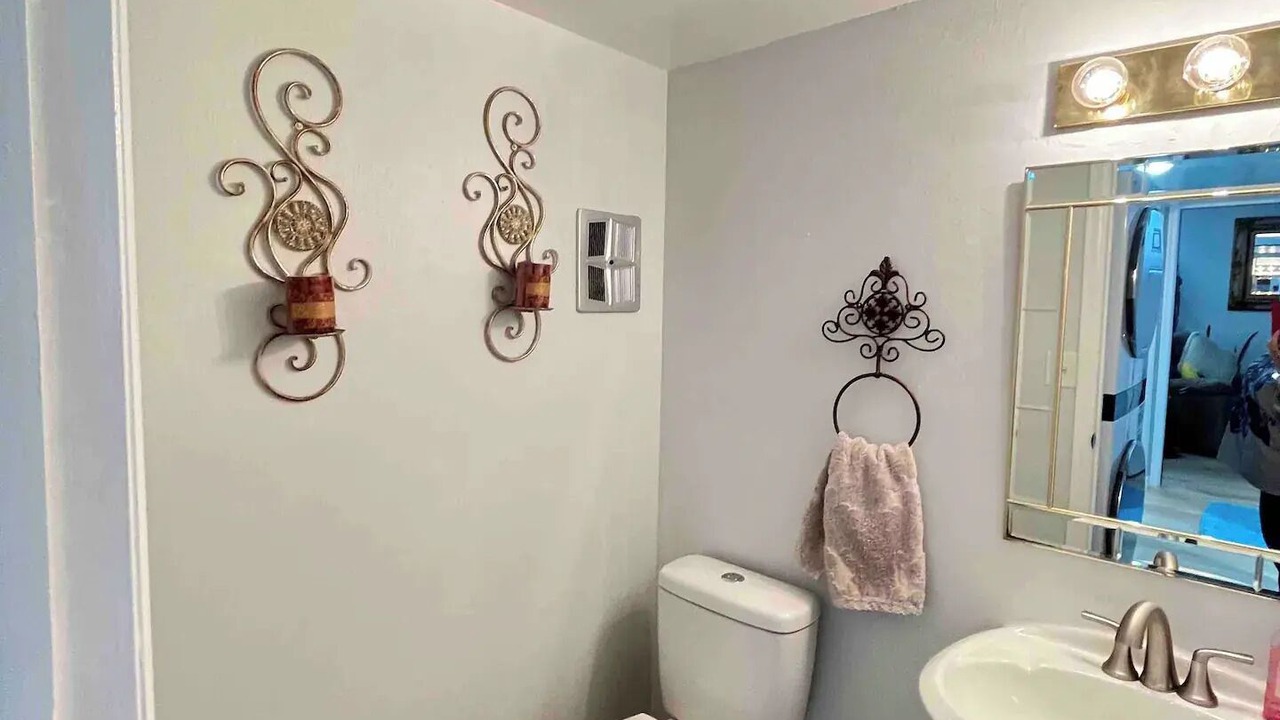 Photo of Bathroom in Aurora