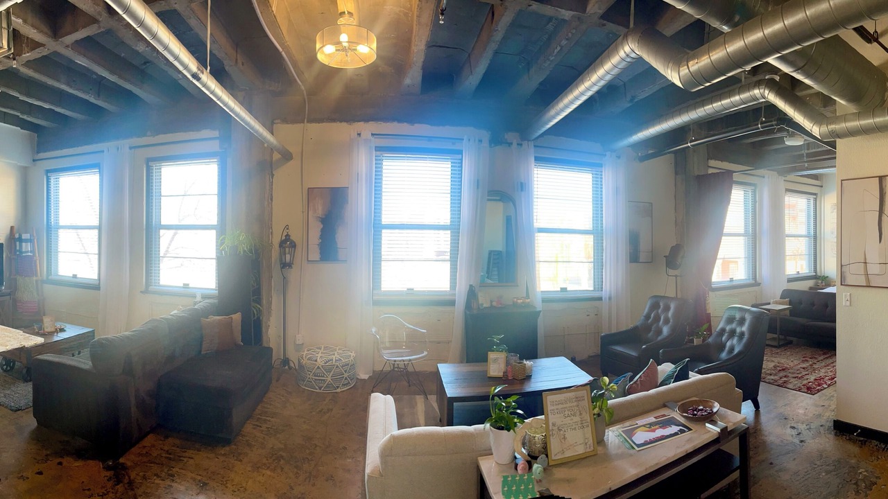 Photo of Livingroom in Five Points