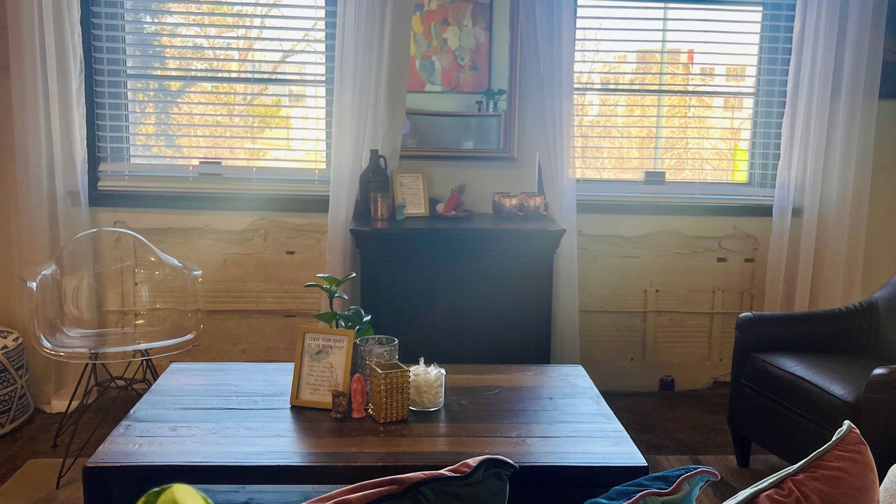 Photo of Livingroom in Five Points