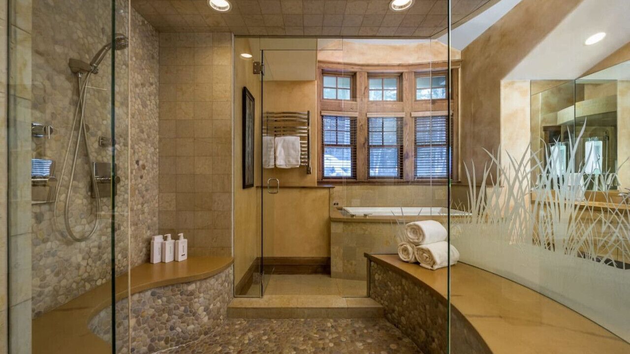 Photo of Bathroom in Eagle-Vail