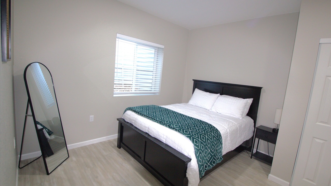 Photo of Bedroom in Aurora