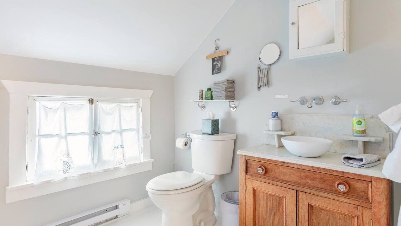 Photo of Bathroom in Beulah